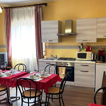 Ai Tre Parchi Bed And Bike Bed & Breakfast Рандацо Екстериор снимка